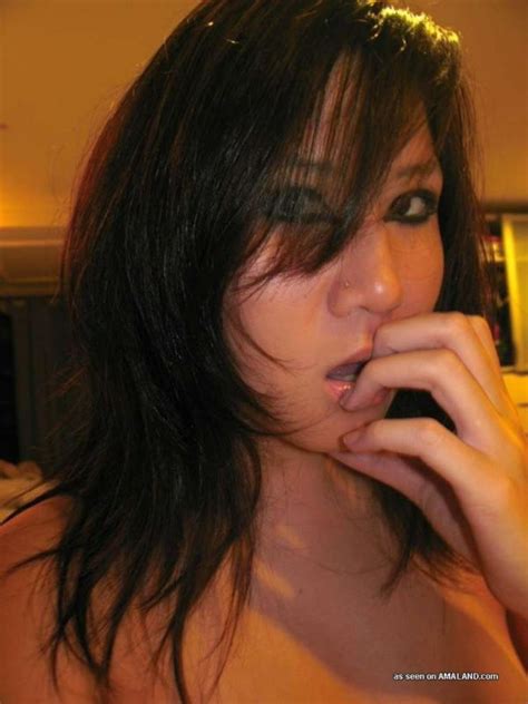 Amateur Singaporean Chick S Hot Gallery Of Sexy Selfpics Porn Pictures XXX Photos Sex Images