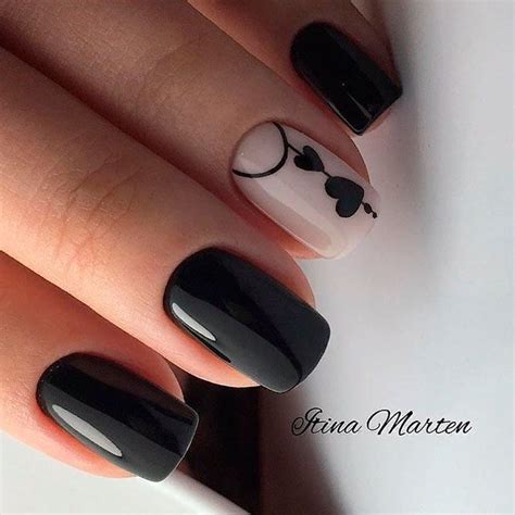 Black And Nude Gloss Nails Pictures Photos And Images For Facebook Tumblr Pinterest And Twitter