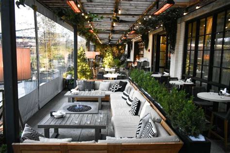 Rooftop Restaurants in Chicago | Best 11 for 2025 | Cozymeal