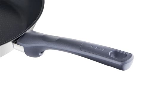 Сковорода 26 см Tefal Daily Cook G7300555, цена 3599.00 руб. в интернет ...