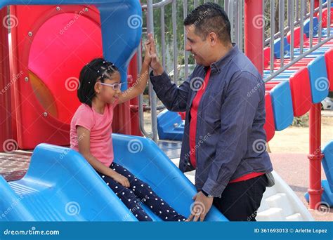 Divorced Dad With His 5 Year Old Brunette Latina Daughter Play In The Park Games And Spend
