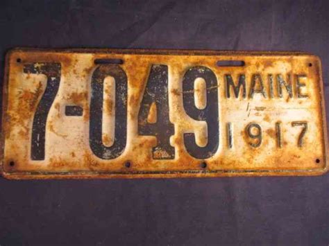 Antique 1917 Maine License Plate 7 049 Registration