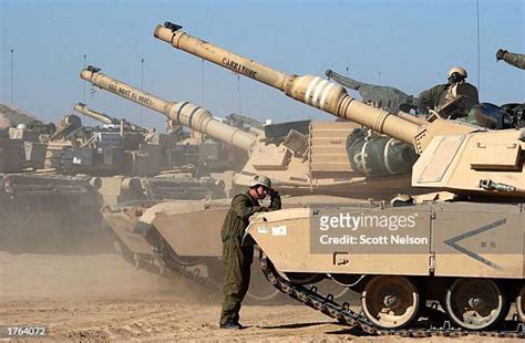 Us Army Tank Crew Photos and Premium High Res Pictures - Getty Images