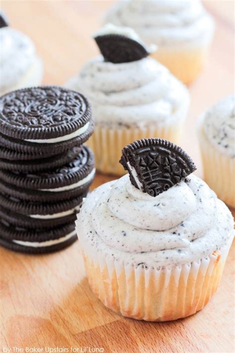 Cookies And Cream Cupcakes With Oreo Frosting Lil Luna