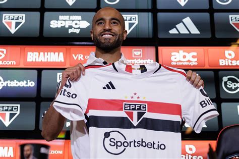 Lucas Moura Es Nuevo Compa Ero De Robert Arboleda En El S O Paulo De