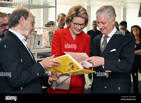 El caricaturista Pierre Kroll la reina Mathilde de Bélgica y el rey