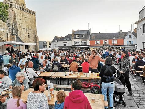 Larmor Plage Les Moules Frites Des Go Lands Ont Attir La Foule Sur