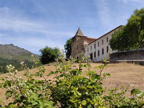 San Martín de Trevejo qué hacer en uno de los pueblos más bonitos de