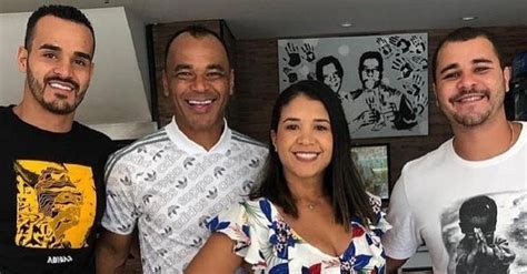 Filho Mais Novo De Cafu Emociona Ao Falar Sobre Morte Do Irm O Vou