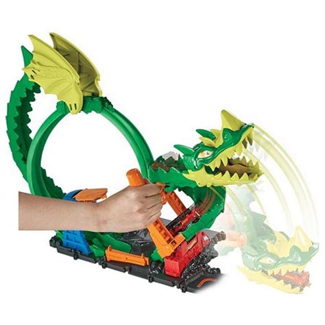 Набор игровой Hot Wheels Сити Огневой бой с драконом HDP03 купить в интернет магазине Hot wheels su