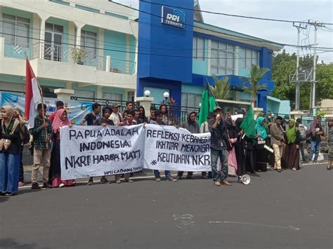 Hmi Kota Ternate Lakukan Aksi Refleksi Kebangsaan Poskomalut