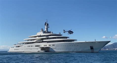 Roman Abramovich just spent a mind-boggling $2.2 million to fuel up his ...