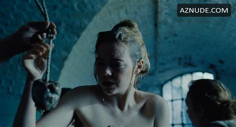 THE FAVOURITE NUDE SCENES AZNude