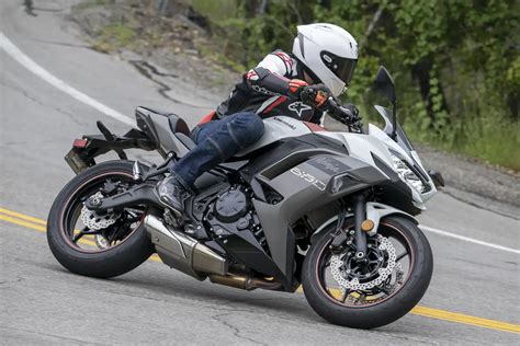 2023 Kawasaki Ninja 650 Review [14 Fast Facts]