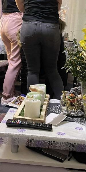 Tight Jeans Ass Reddit NSFW