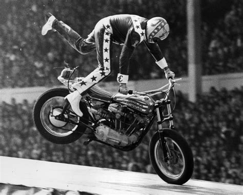 How Many Bones Did Evel Knievel Break In His Daredevil Career