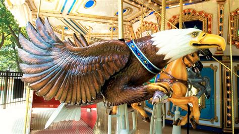 Parx Liberty Carousel En Franklin Square