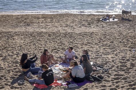 Fotos El Buen Tiempo Y Las Altas Temperaturas Impropias De Enero