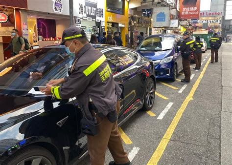 旺角警區舉行交通日 單日發逾千告票拖走9車｜即時新聞｜港澳｜oncc東網