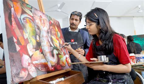 
411 on Bachelor of Fine Arts Online: Degree, Jobs & Salary