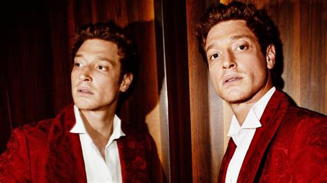 
Daniel Donskoy: Ein Porträt des talentierten Schauspielers