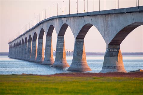 
The Confederation Bridge: A Link to New Possibilities