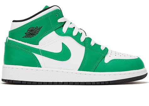 
The Ultimate Guide to Women's Air Jordan 1s: Style, Comfort, and Exclusivity