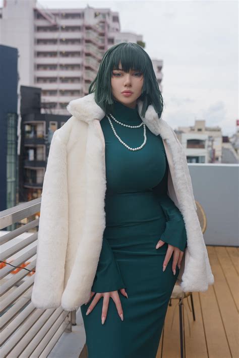 "Blizzard of Beauty: The Alluring Charm of Fubuki Cosplay"