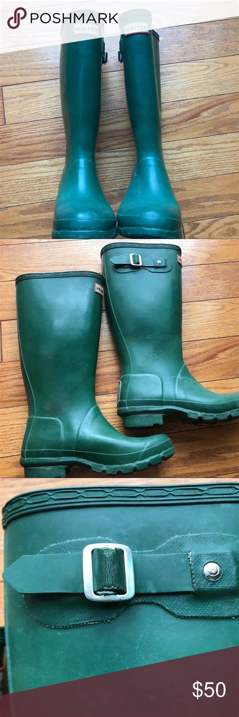 **A Comprehensive Guide to Hunter Green Boots: Style, Functionality, and Sustainability**