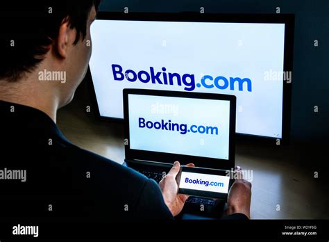 **Booking.com Stock: A Deep Dive into the Travel Giant's 10,000-Character Analysis**