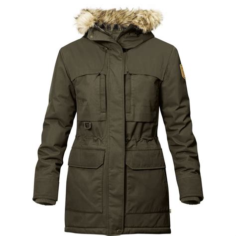 **Fjällräven Parka: The Ultimate Outerwear for Adventure Seekers**