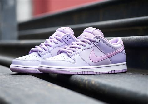 **Lilac Dunks: A Comprehensive Guide to the Coveted Sneakers**