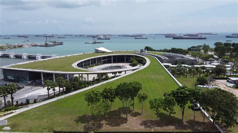 **Marina Barrage Field: A Comprehensive Overview**