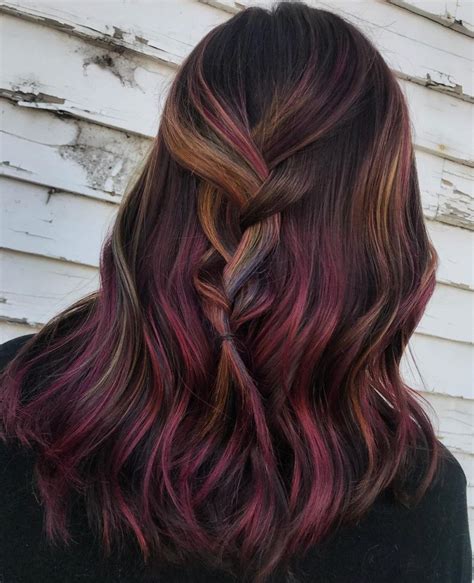 **Maroon Colour Hair: 12 Amazing Tips for Perfect Locks**