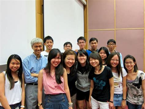 **Neo Aik Chiao: A Masterful Photographer Who Captured the Soul of Singapore**