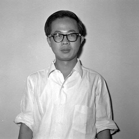 **Ong Eng Guan: A Pioneer in Singapore's Economic and Social Development**