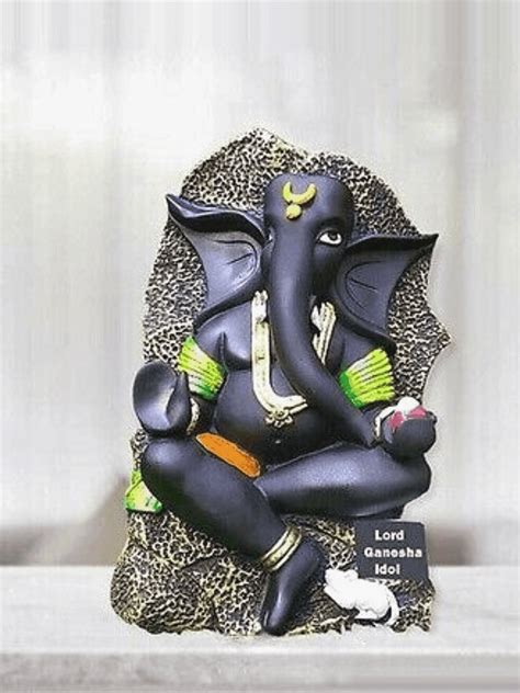 **Shiva and Ganesha: The Divine Duo of Hinduism**