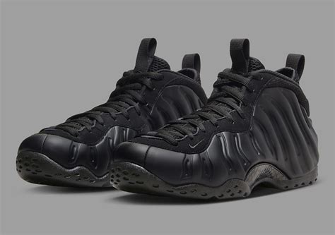 **The Anthracite Foamposite: A Comprehensive Guide to Nike's Iconic Sneaker**