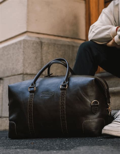 **The Ultimate Guide to Choosing the Perfect Duffle Bag for Men**