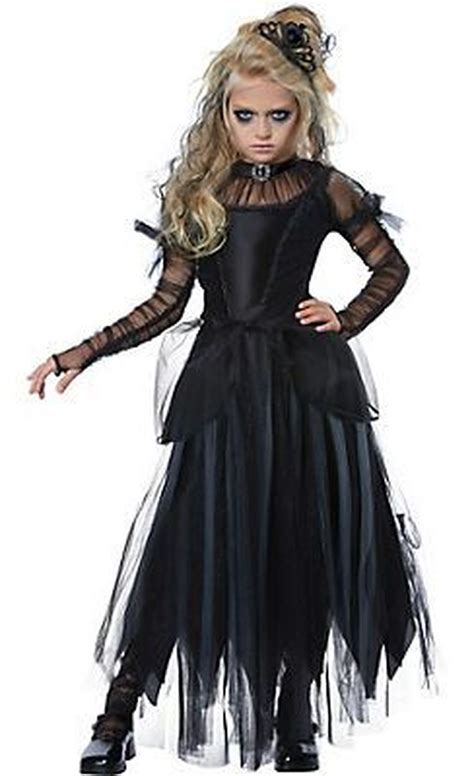 **Unleash Your Dark Side: The Ultimate Guide to Scary Women's Halloween Costumes**