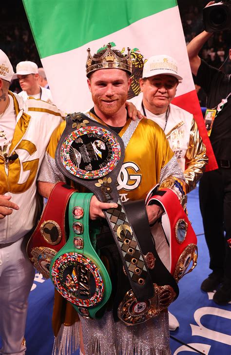 ¡Descubre el Fenómeno Canelo: El Campeón del Mundo de Boxeo!