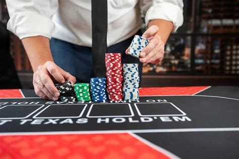 แจกสูตรเด็ด! เฉียบลับเล่น Poker Online สำหรับมือใหม่ บวกแหล่งเล่นที่ปลอดภัย