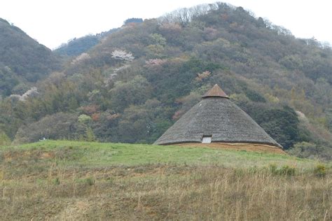 まほろばの丘：日本の古代史を紐解く、神秘に包まれた聖地