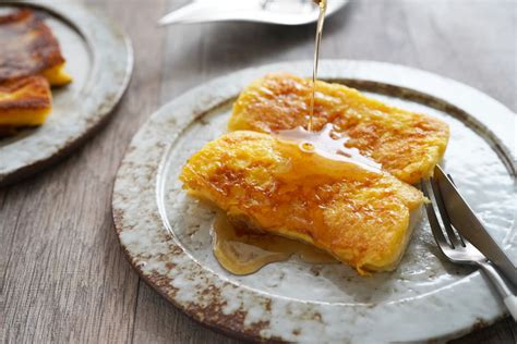 フレンチトーストの極意：黄金に輝く朝食の芸術