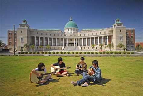 亞洲大學在哪裡？