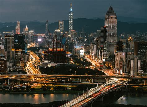 交通樞紐，繁華盛景