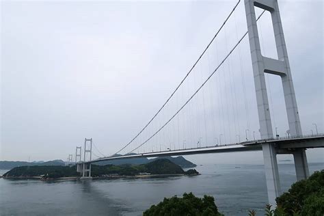 來島海峽大橋：連接瀨戶內美景的橋樑