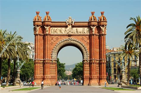 凱旋門 arc de triomf