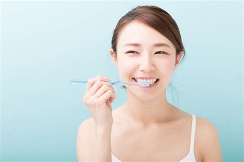 効果的な歯磨きトレーニングで美しい笑顔を手に入れる方法