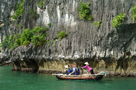 北越下龍灣旅遊：海上奇觀，值得您一生探索